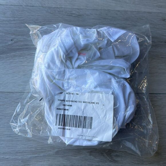 FP Movement Women's Tempo‎ Boyfriend Tee XS white NWT in packaging - Picture 8 of 10
